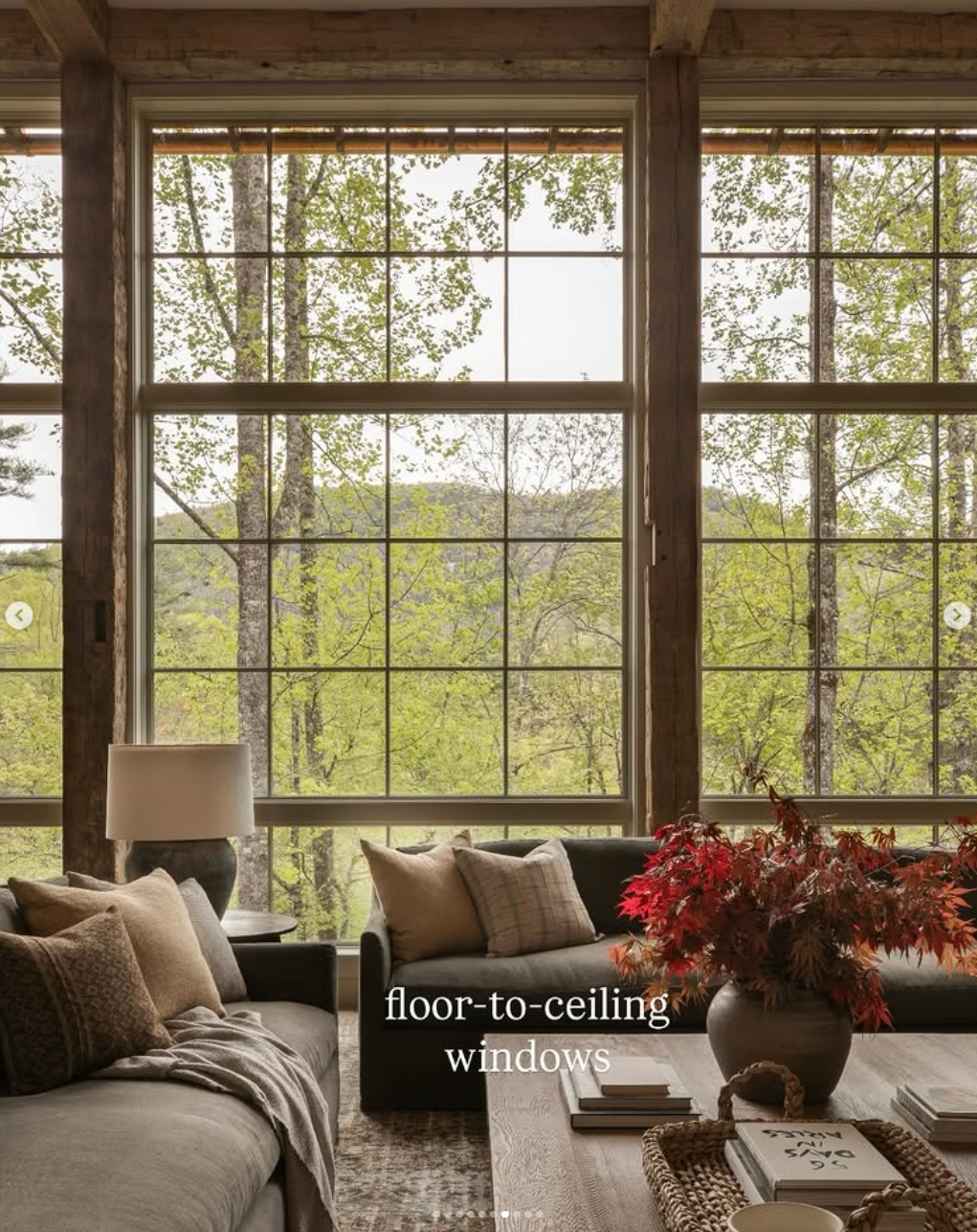Reference interior: floor-to-ceiling windows and daylight.